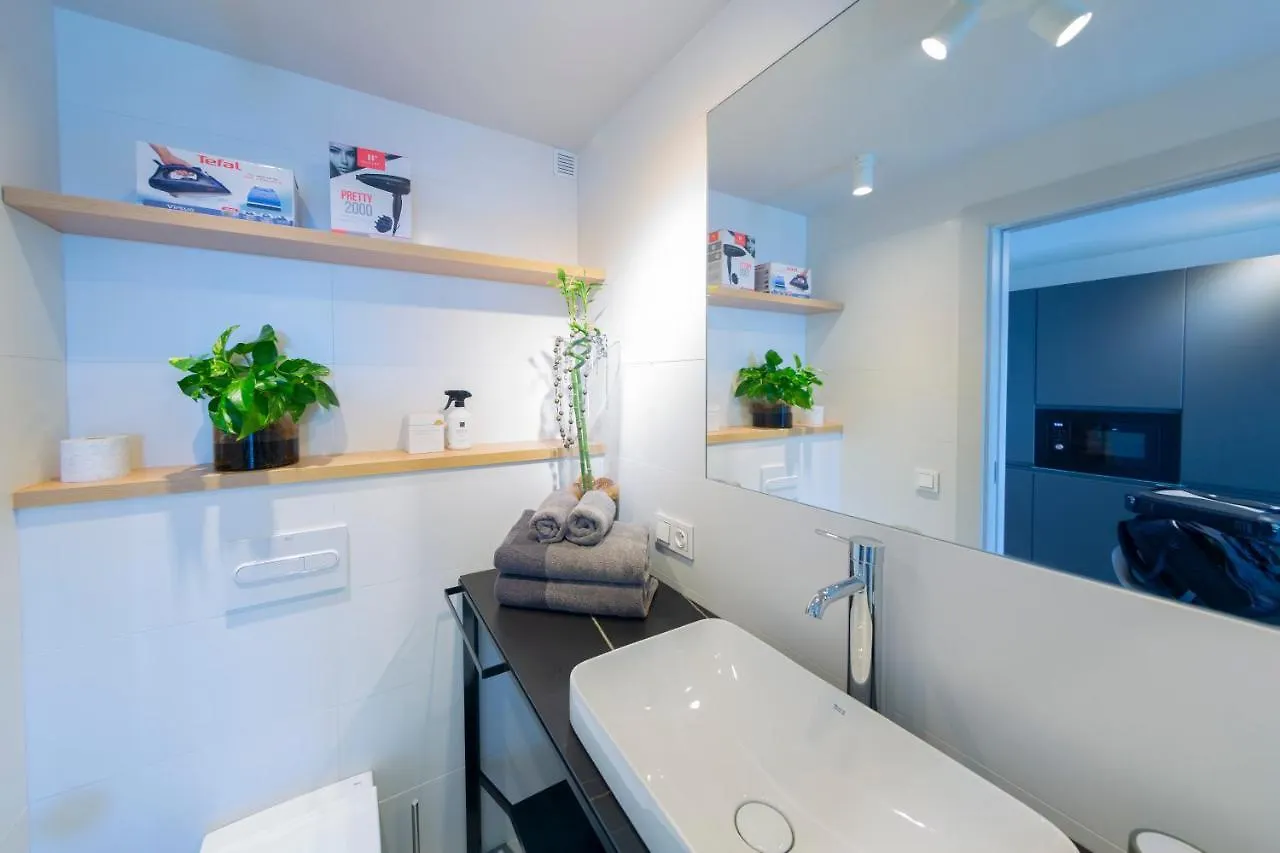 Apartmán Radazul Marina Seafront 5 0*,  Španělsko