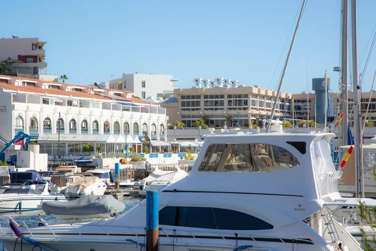 شقة Radazul Marina Seafront 5