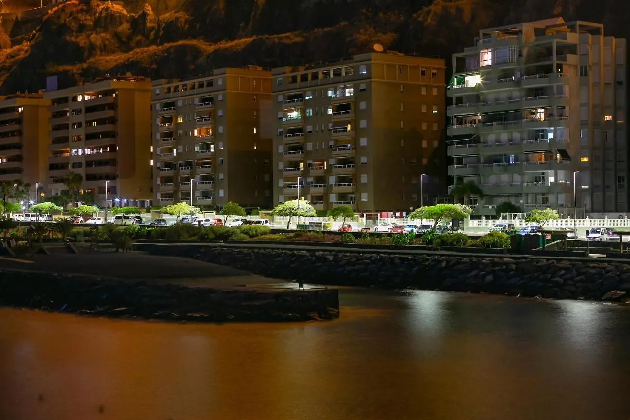 شقة Radazul Marina Seafront 5